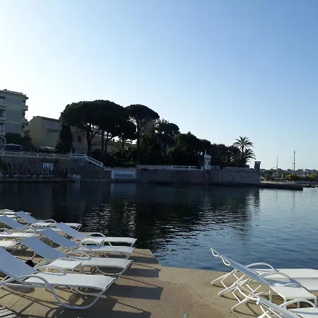 Le 5 Tanit Apartment *
