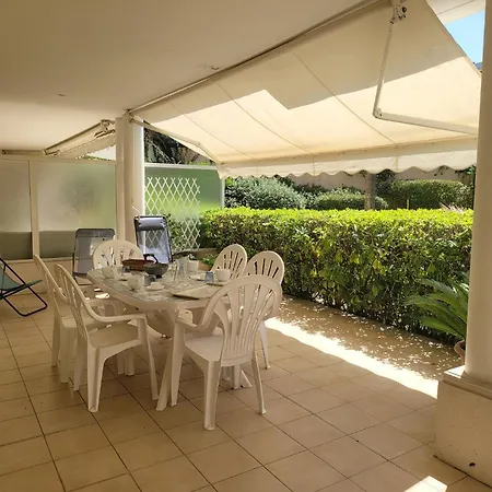 Le 5 Tanit Apartman