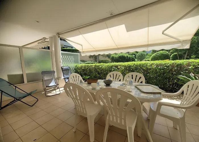 Le 5 Tanit Apartman